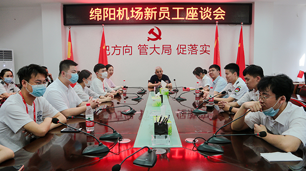 “助力鄉(xiāng)村振興，踐行艱苦奮斗” 將新員工黨性教育活動搬到對口幫扶村4.jpg